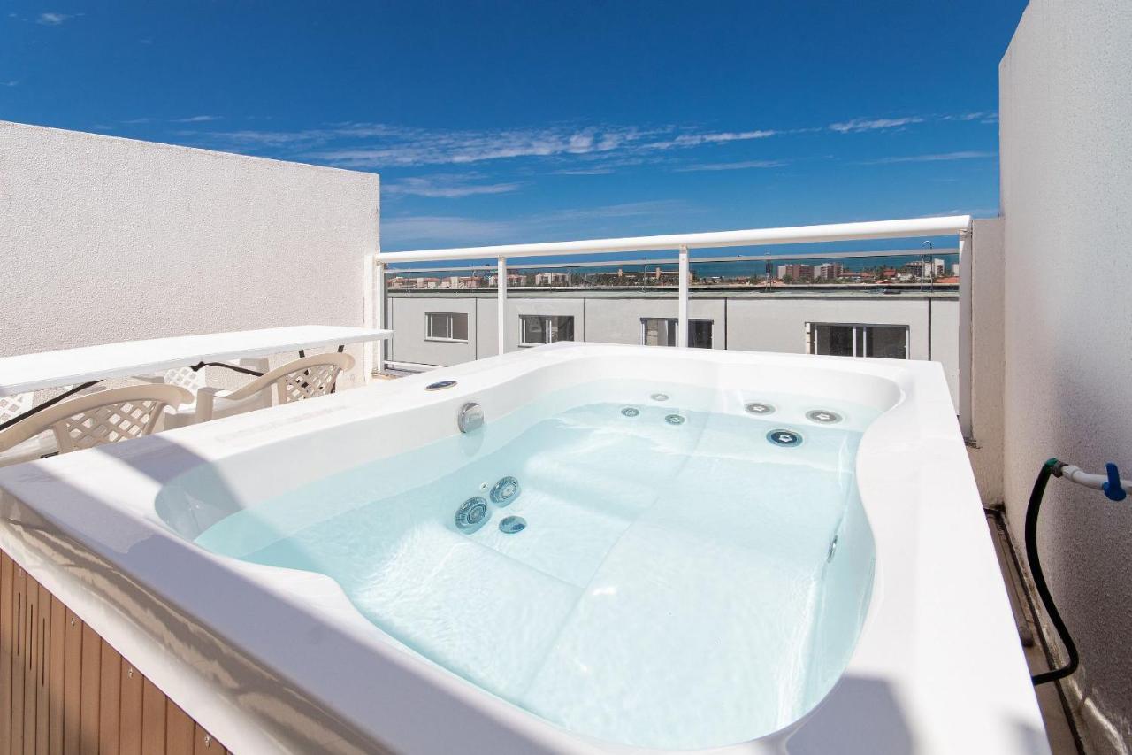 Beach Townhouses #C21 - Com Jacuzzi Por Carpediem Акірас Екстер'єр фото