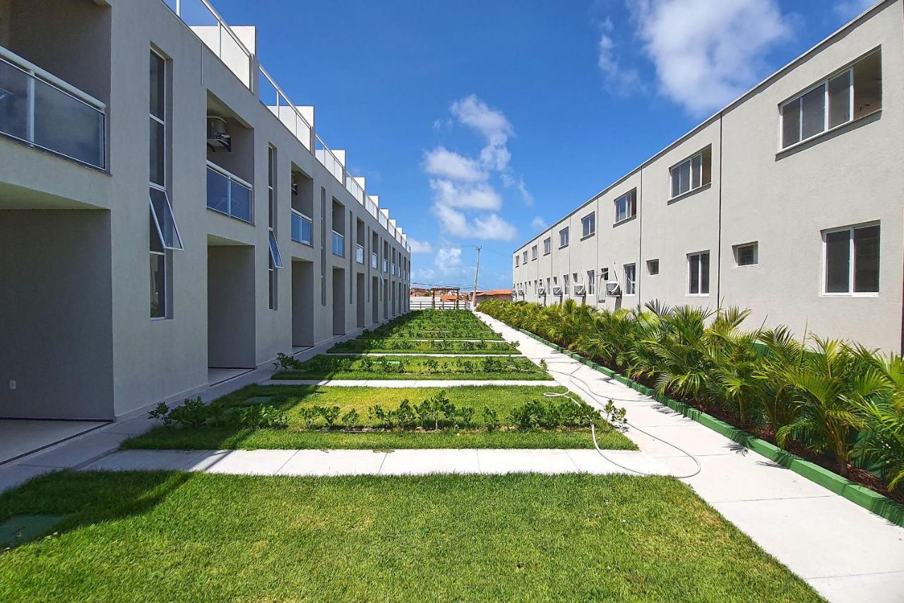 Beach Townhouses #C21 - Com Jacuzzi Por Carpediem Акірас Екстер'єр фото